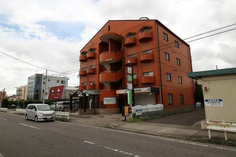 ロイヤルハウス【4階】の外観