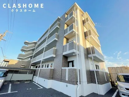 マジェスティ泉田の画像