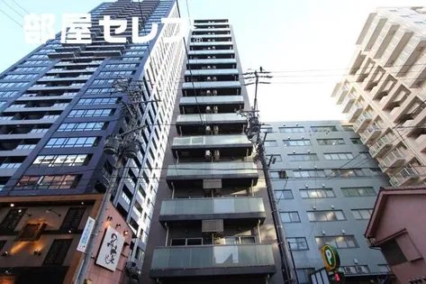 ライブコート泉【14階】の外観