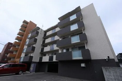 ピオネロ伏見の画像