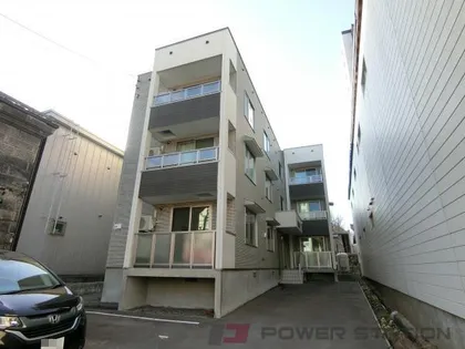 クラージュ入船の画像