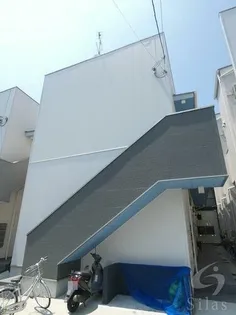 兵庫県尼崎市長洲東通3丁目【アパート】の外観