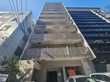 ラ・ルーシュ泉【5階】の外観