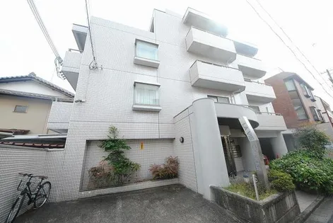 ラ・ヴィ一乗寺【1階】の外観