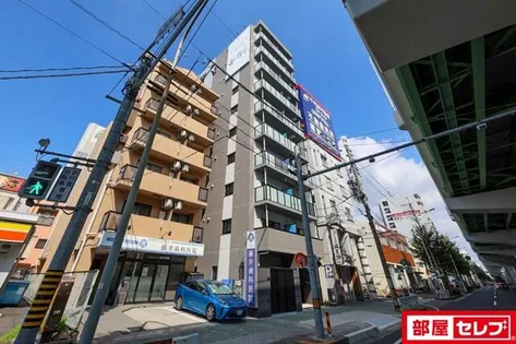 セントフィオーレ岩塚【10階】の外観