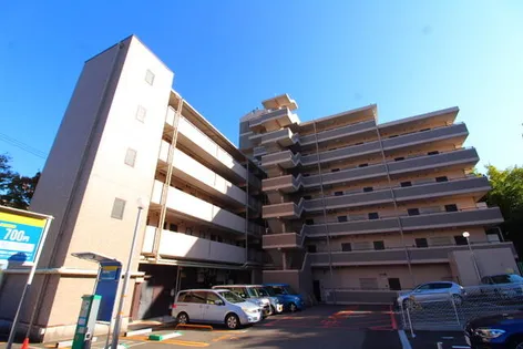 美穂ヶ丘阪田ハイツの画像