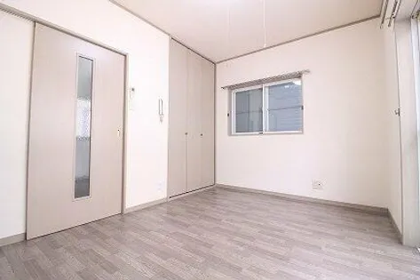 ジェネシスみづほ【2階】の居間