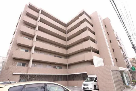 パレセゾン【3階】の外観