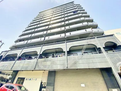 エクセルシオール長田の画像