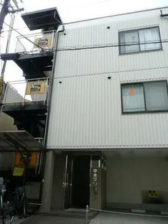 中央マンション【1階】の外観
