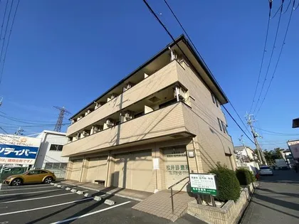 ファミール3号館【305号室】の外観