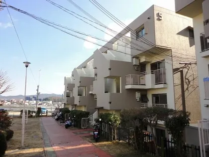 鈴蘭泉台第二住宅5号棟の画像