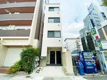 グランディスタ谷町九丁目【3階】の外観