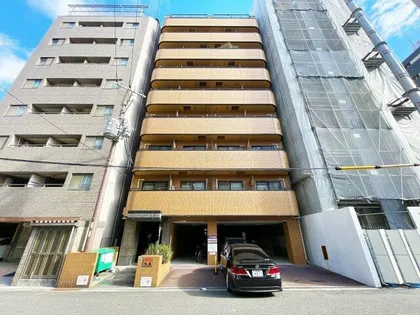 インターナショナル上汐【2階】の外観