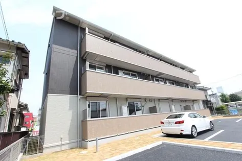 エス プラージュの画像