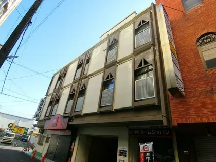 ジャパン幸ビルの画像