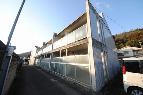 モンエスパシオ松ヶ崎【1階】の外観