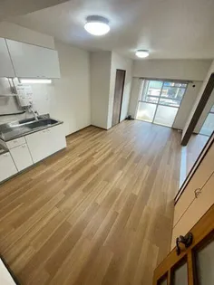 上野ビル【401号室】の内装