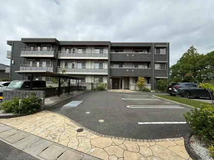 ロイヤルパーク本城の画像