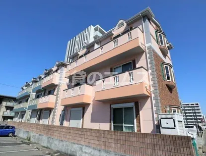 シャトレーヌ諸岡の画像