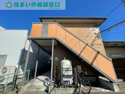 愛知県岡崎市法性寺町字柳之内【アパート】の外観