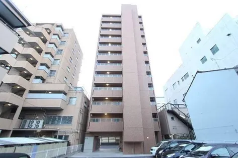 リヴェール白壁【9A号室】の外観