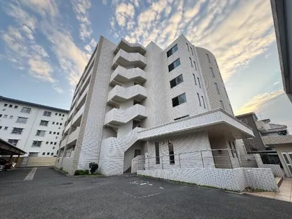 ラ ポーエあきの画像