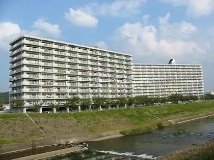 トーカンマンション新三田C棟【10階】の外観