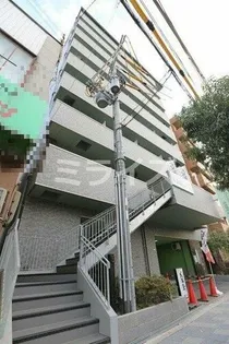 ロイヤルクィーンズパーク吹田片山町【7階】の外観
