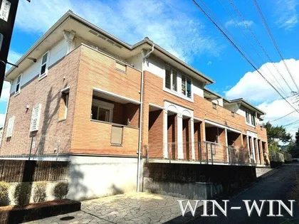 アザレ【1階】の外観