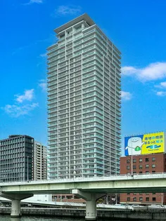 ヴィークタワーOSAKA【31階】の外観