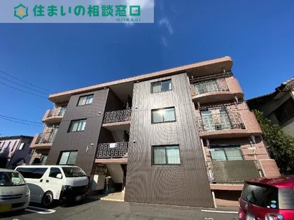 愛知県西尾市新在家1丁目【マンション】の外観