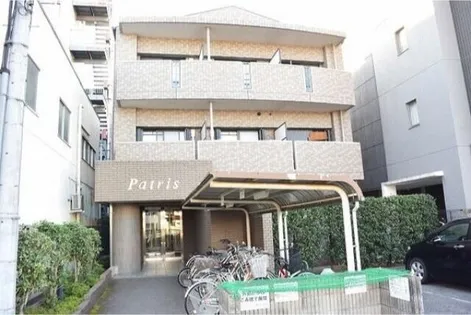 パトリス【3階】の外観
