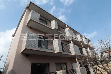 メゾン丸山【103号室】の外観