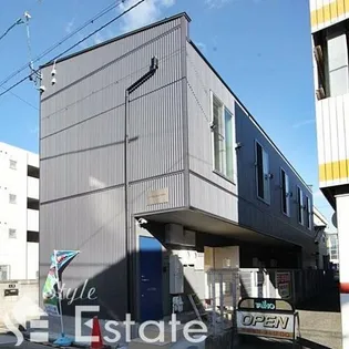 Cinq Portes【2階】の外観