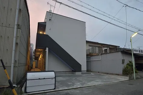 クレアーレ 想(クレアーレソウ)【2階】の外観