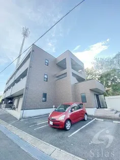 アンプルールフェールフォルス【2階】の外観