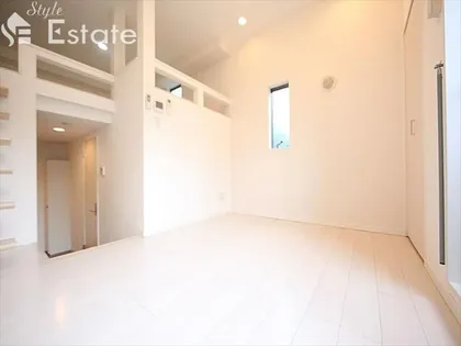 IMPERIAL中村【1階】の内装