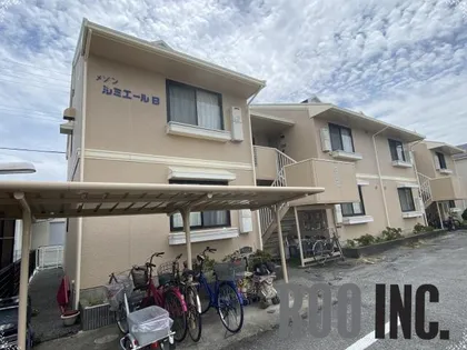 メゾンルミエールの画像