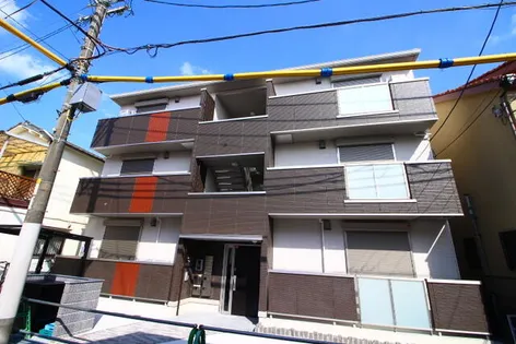 Flower Original【2階】の外観