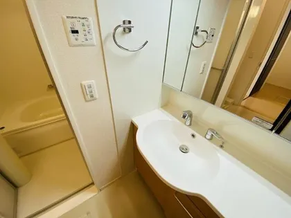 シャーロット壱番館【2階】の内装