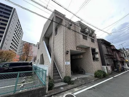 コモド天神南【102号室】の外観