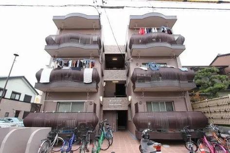 サンハイツ中駒【2階】の外観