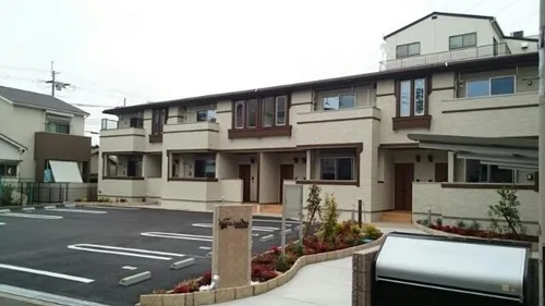 フェリシア ガーデンの画像