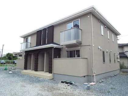 CLARE COURTの画像