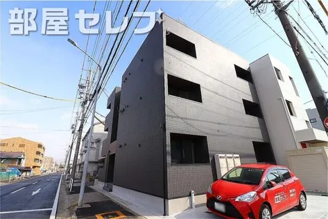 Vacheron【3階】の外観