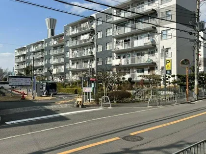 府公社 香里三井団地の画像