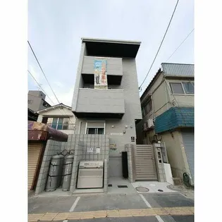 エヌエムスワサントトゥレーズの画像