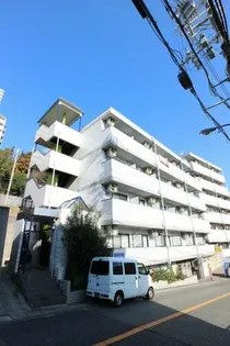 リベラルハウス【5階】の外観