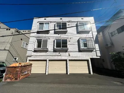 メゾンドユウ【3階】の外観